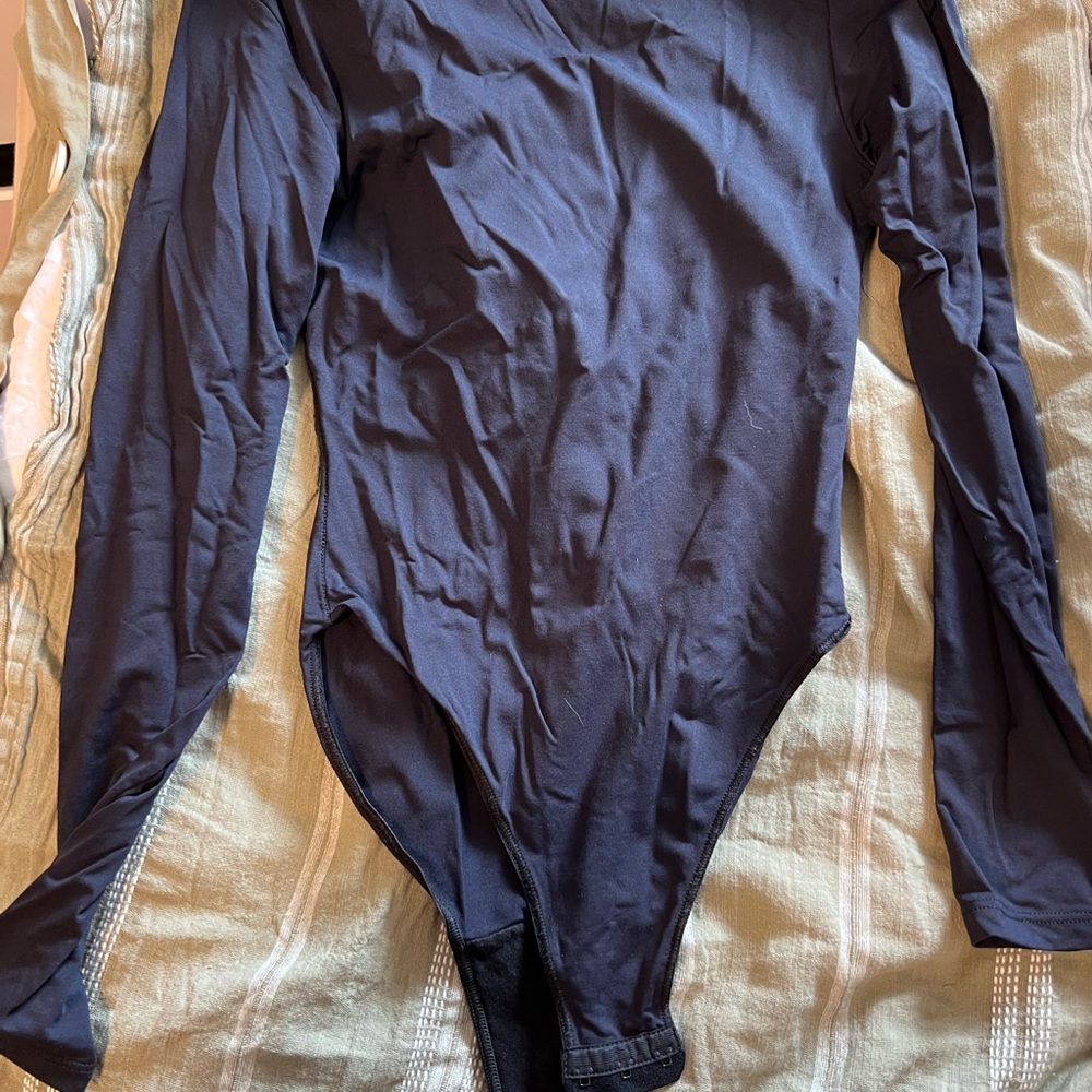 Navy Long Sleeve Bodysuit (MINT CONDITION)